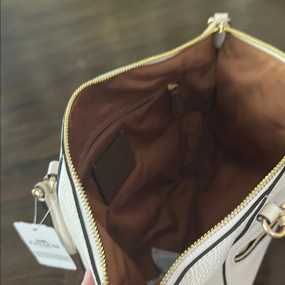 LAST CHANCE OFFER: 
Coach Cream Shoulder Bag with Structured Silhouette NWT - Picture 4 of 6